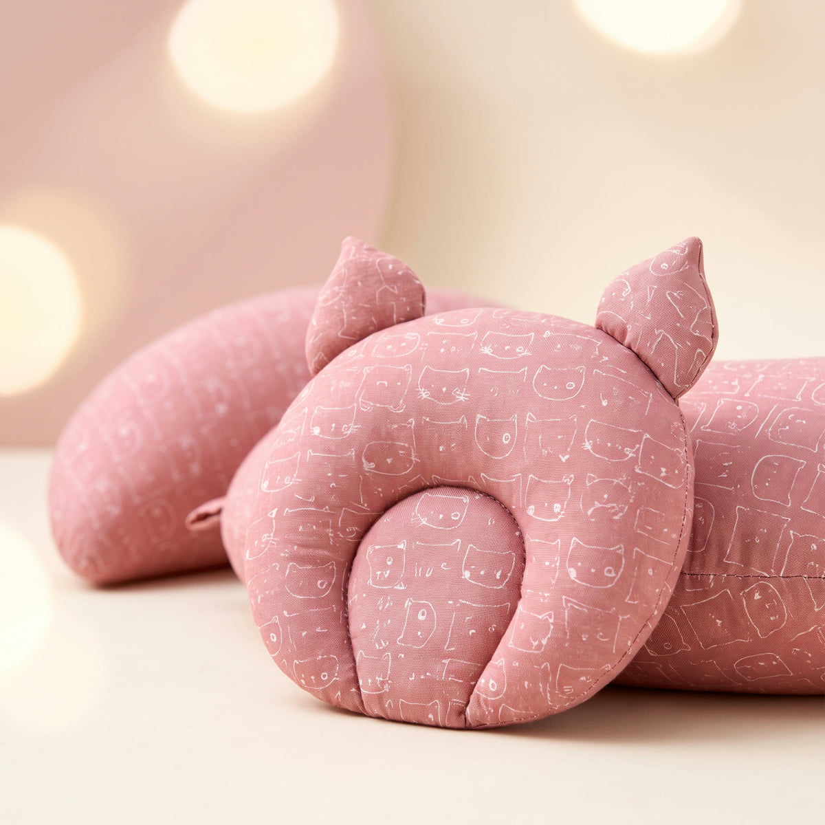 The eared baby headrest in close-up